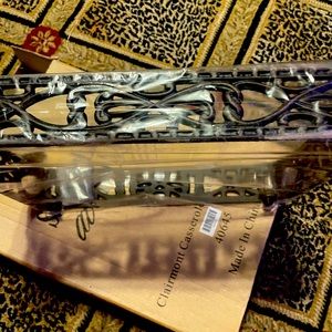 Southern living at home iron casserole holder